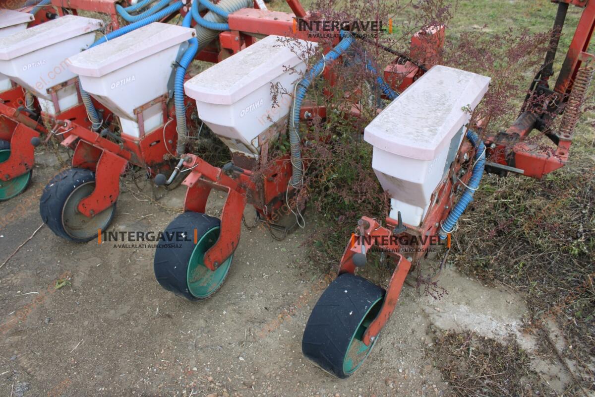 Szemenkénti vetőgép - Kvernaland 11