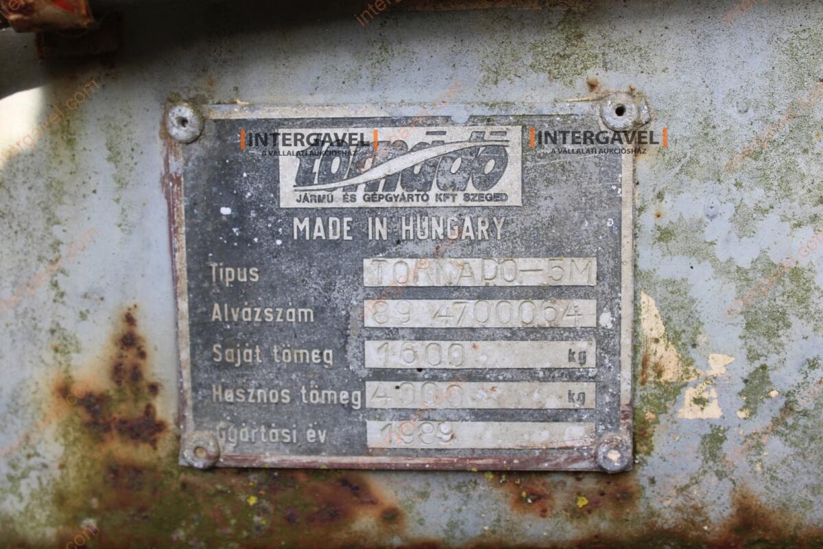 Vontatott műtrágyaszóró 5