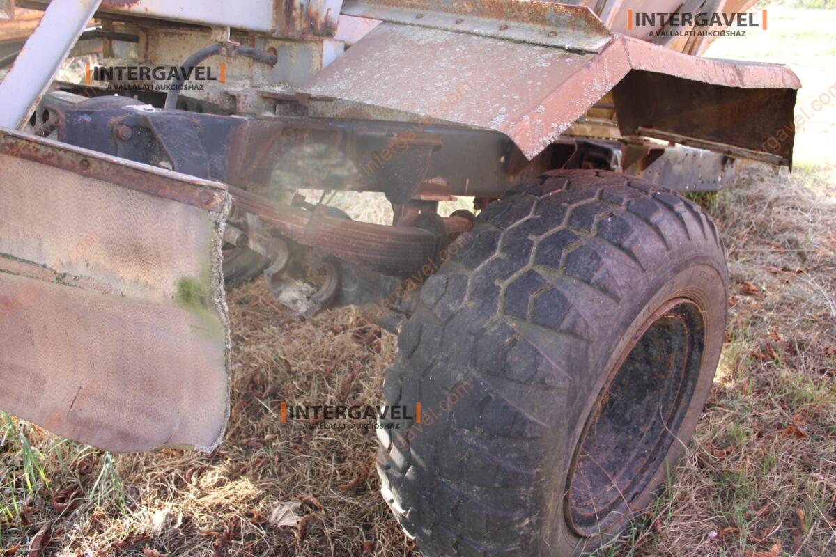 Vontatott műtrágyaszóró 13