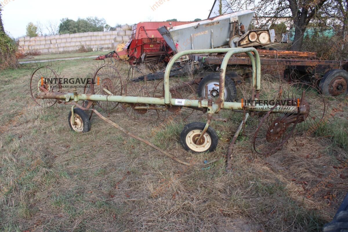 Csillagkerekes vontatott rendsodró