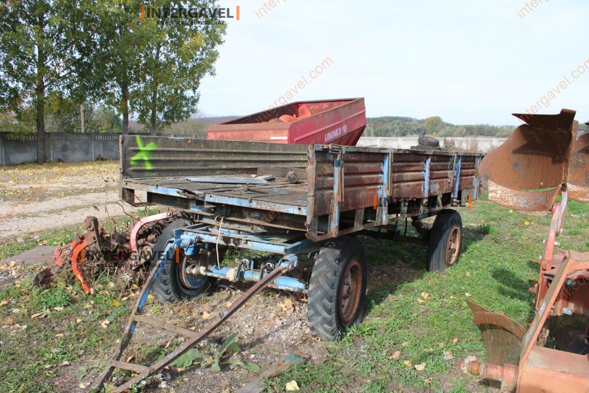 Trágyaszóró pótkocsi 2