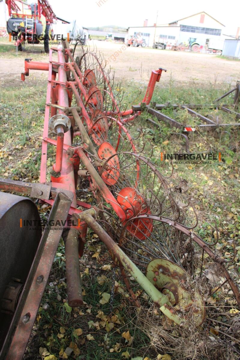 Csillagkerekes vontatatott rendsodró 6