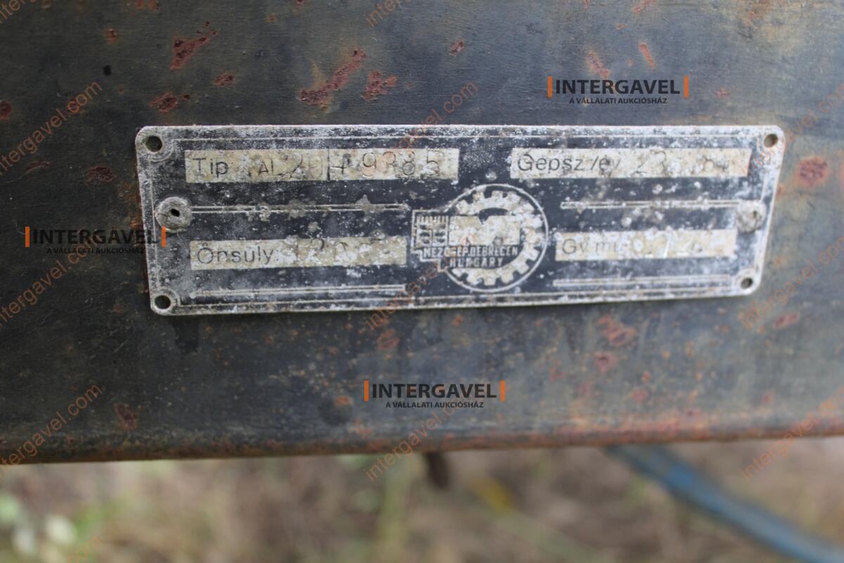 Vontatott permetező 7