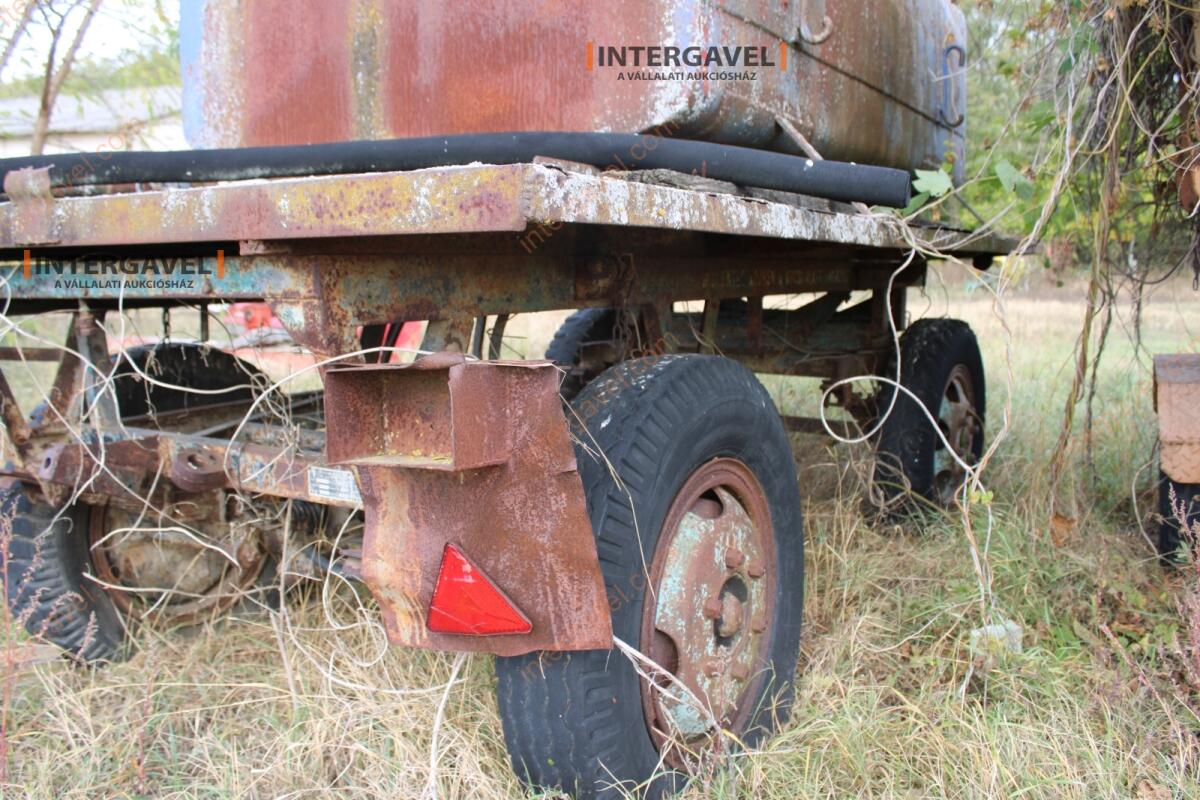 Tartálykocsi 5