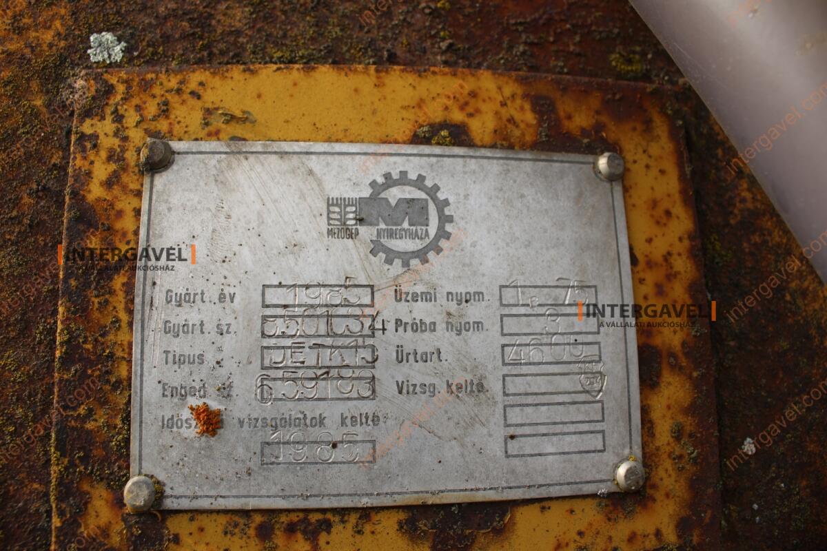 Tartálykocsi - DETK 19