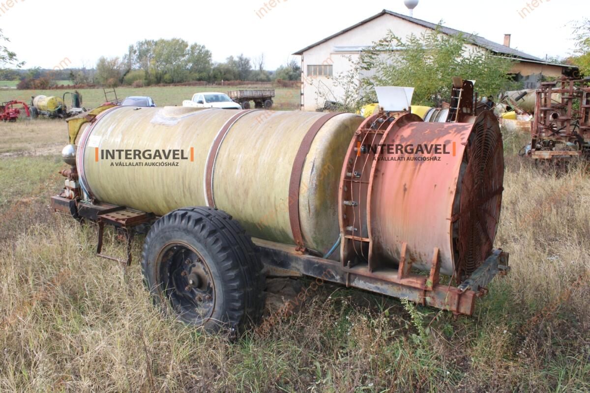 Vontatott permetező 3