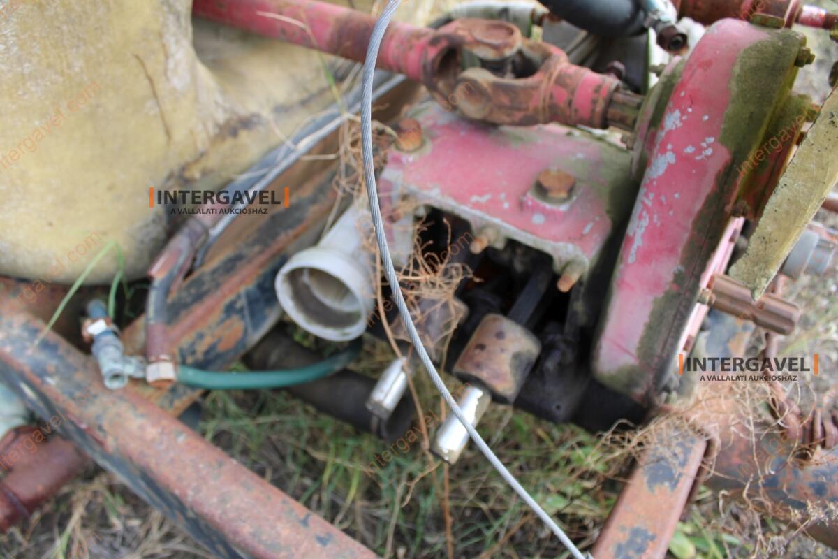 Vontatott permetező 7