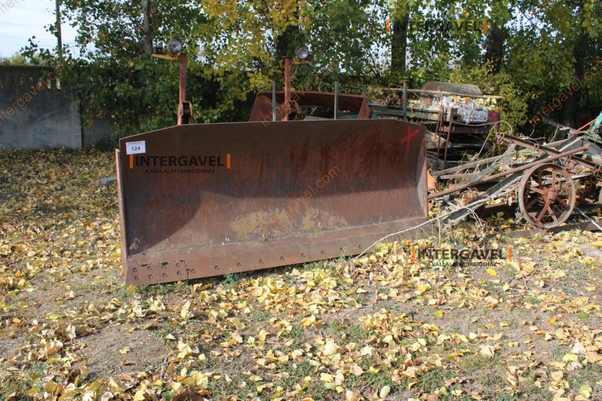 Lánctalpas dózer tolólap