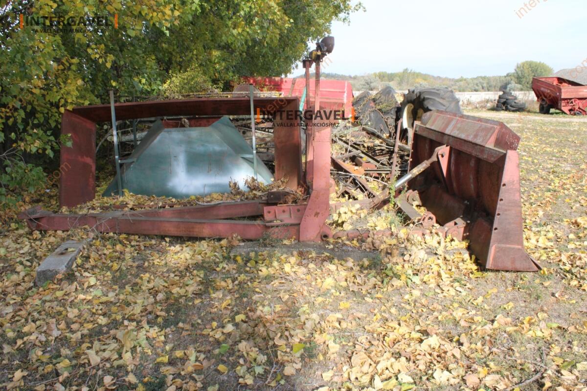 Lánctalpas dózer tolólap 3