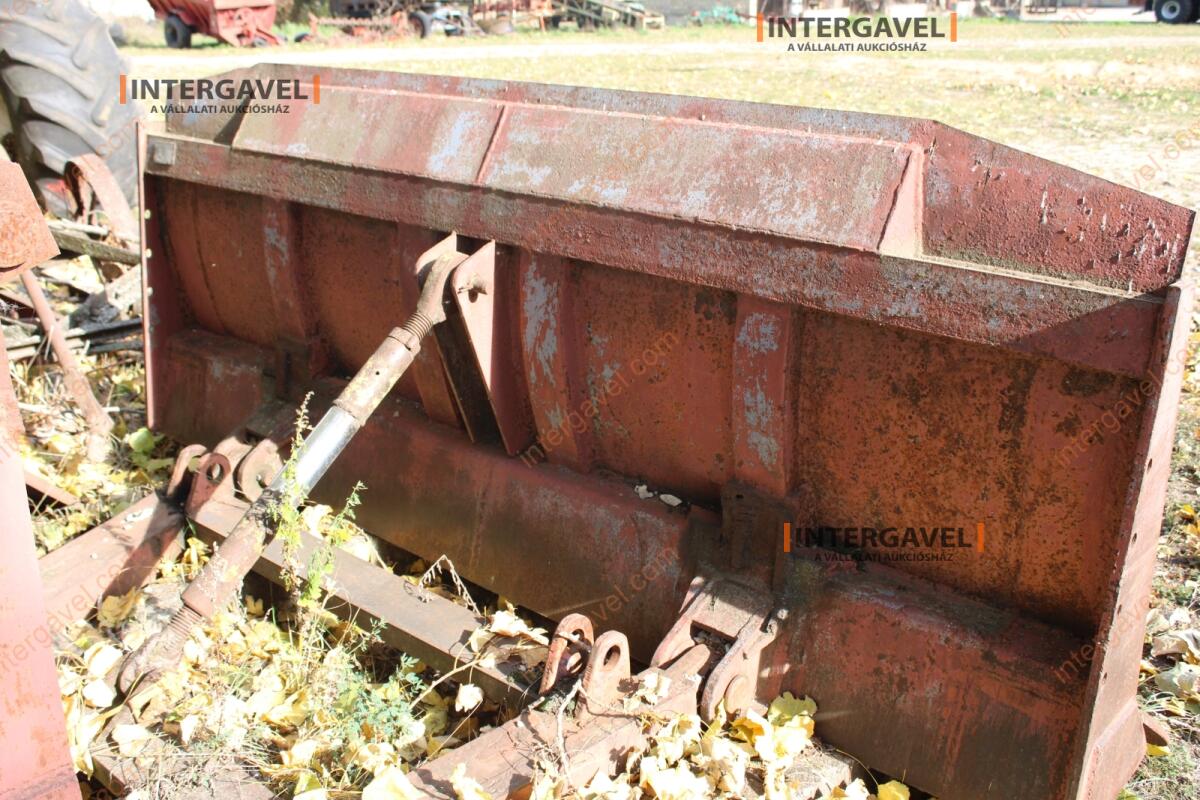 Lánctalpas dózer tolólap 6