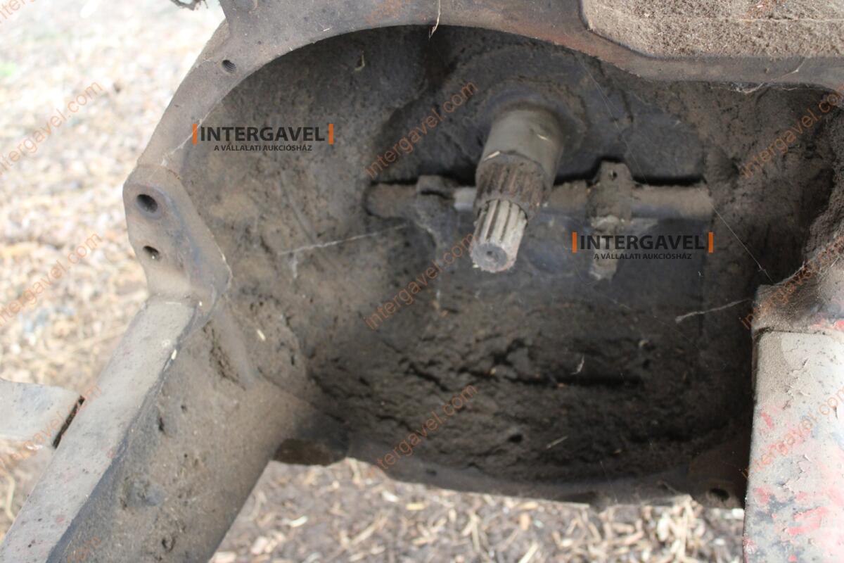 MTZ fülke, váltó, kormánymű 10