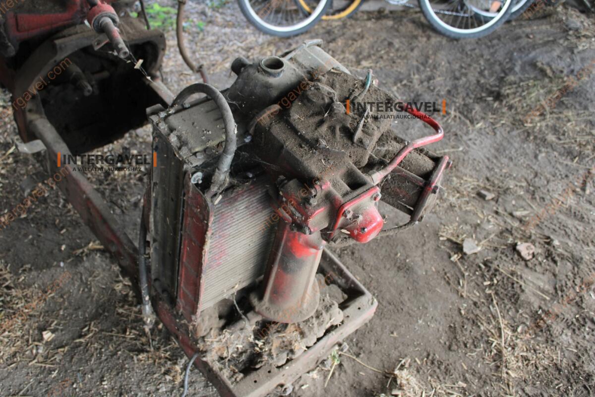 MTZ fülke, váltó, kormánymű 12