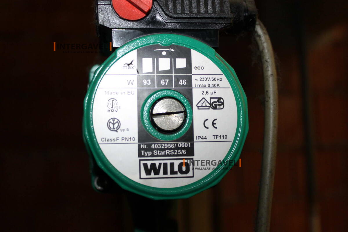 Bögre - minimál nem jön licit 9