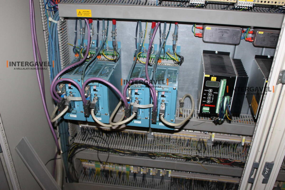 Pohár - minimál árat eléri 8