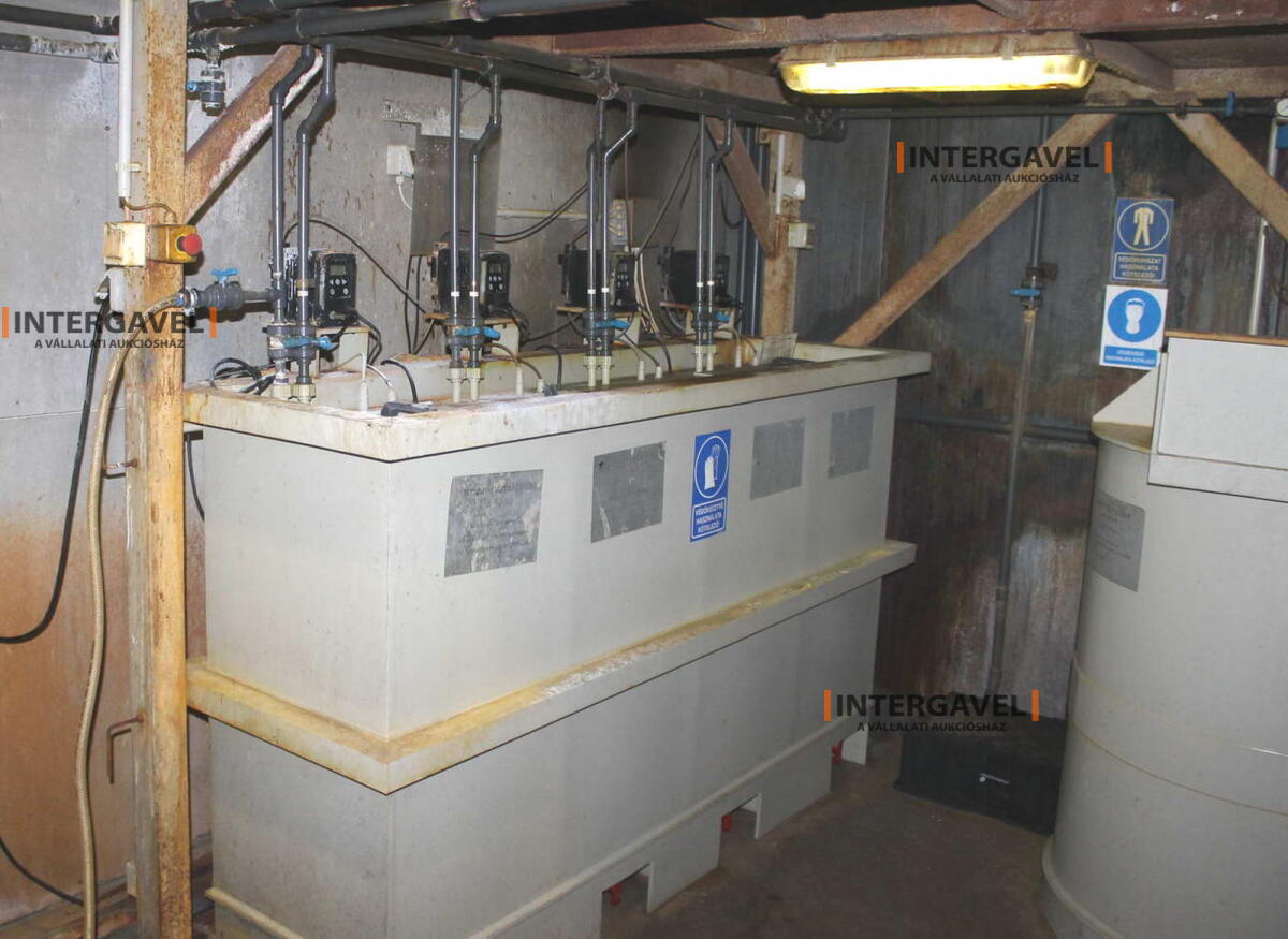 Pohár - nincs minimál  jön licit 4