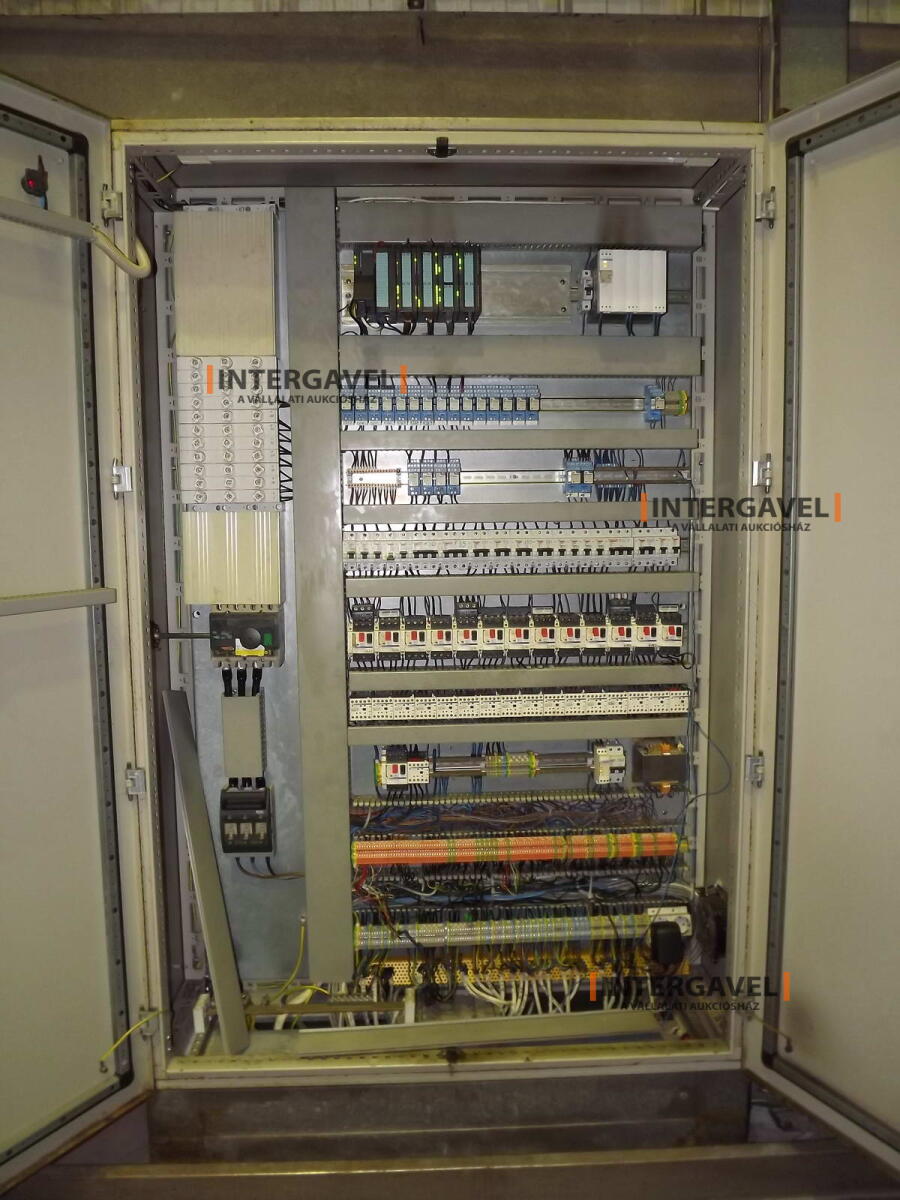 Pohár - nincs minimál  jön licit 16