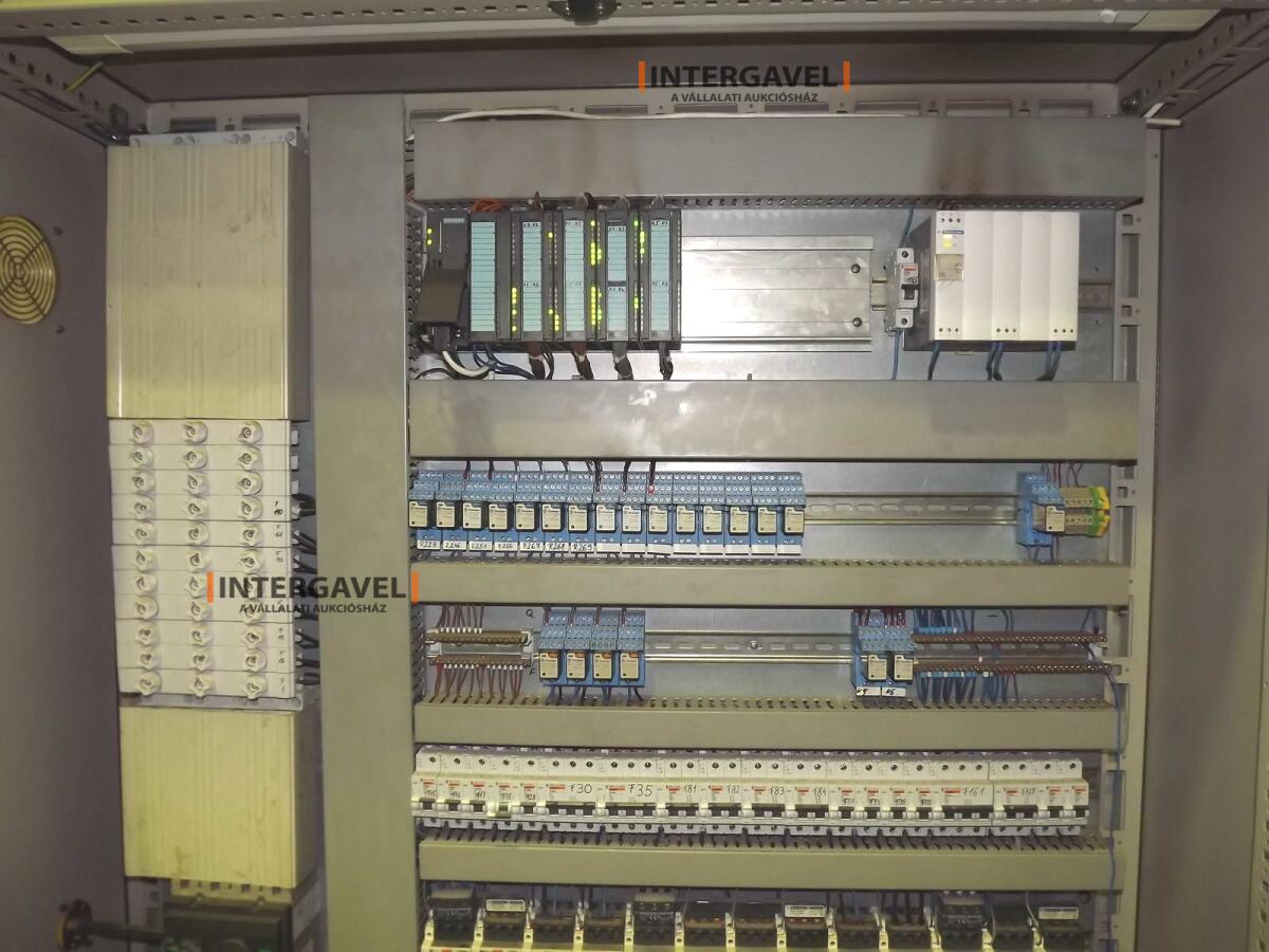 Pohár - nincs minimál  jön licit 17