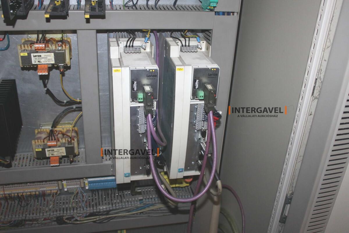 Pohár - minimál árat eléri 7