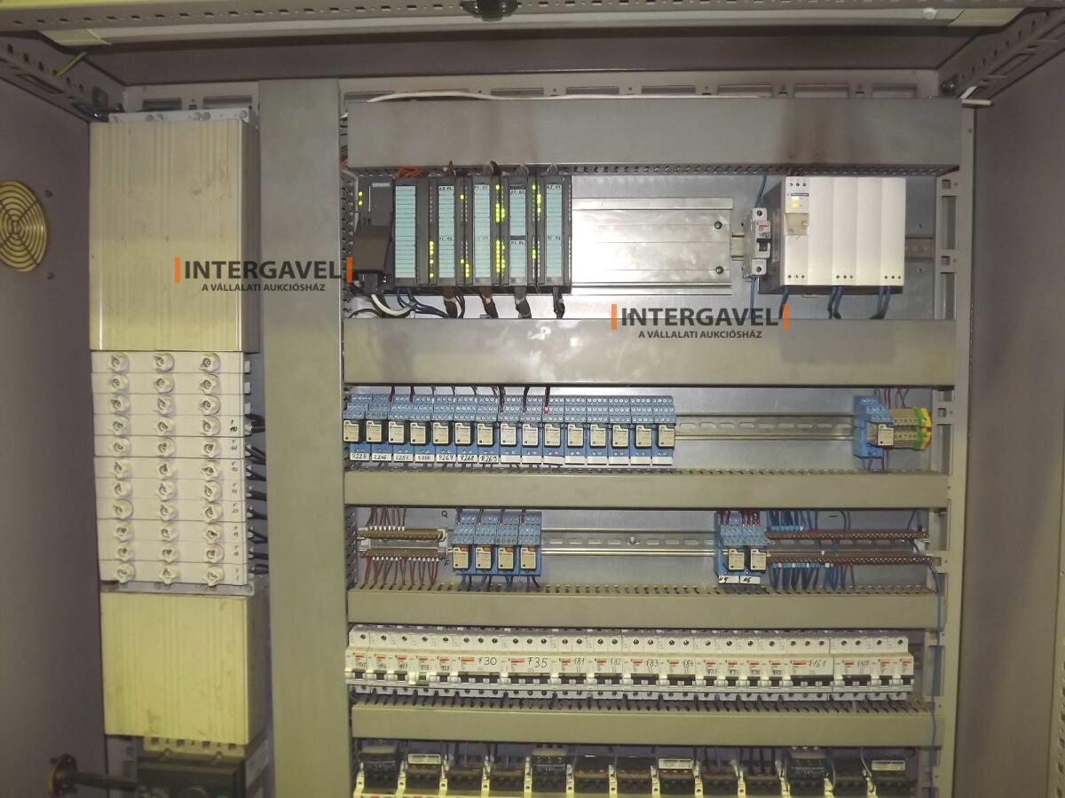 Pohár - nincs minimál  jön licit 17