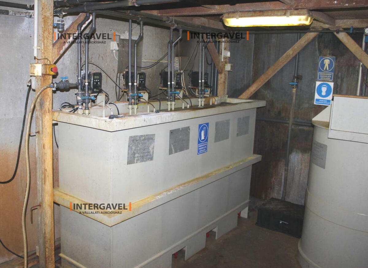 Pohár - nincs minimál  jön licit 4