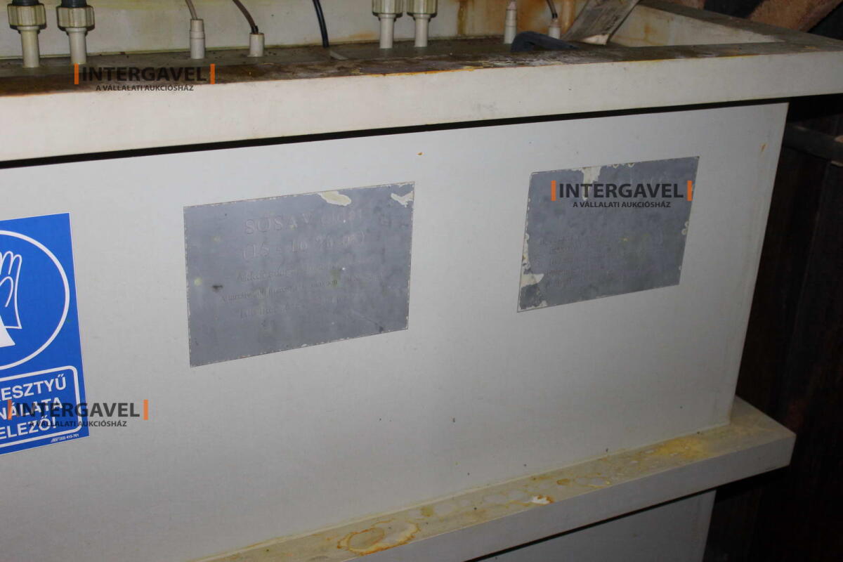 Pohár - nincs minimál  jön licit 6